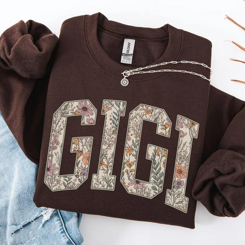Personalized Grandma Sweatshirt, Floral Grandma Nana Mimi Gigi Auntie Mama Custom Name, Grandparent Christmas Gift for Women, Vintage Floral Varsity Style – GIGI