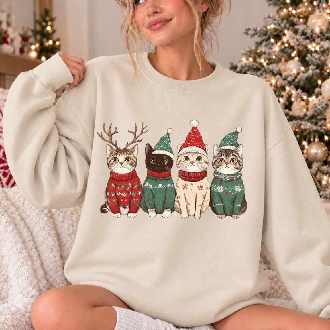 Christmas Cat Mom Gift, Four Festive Kittens Sweatshirt, Holiday Cat Lover Women, Cute Vintage Design