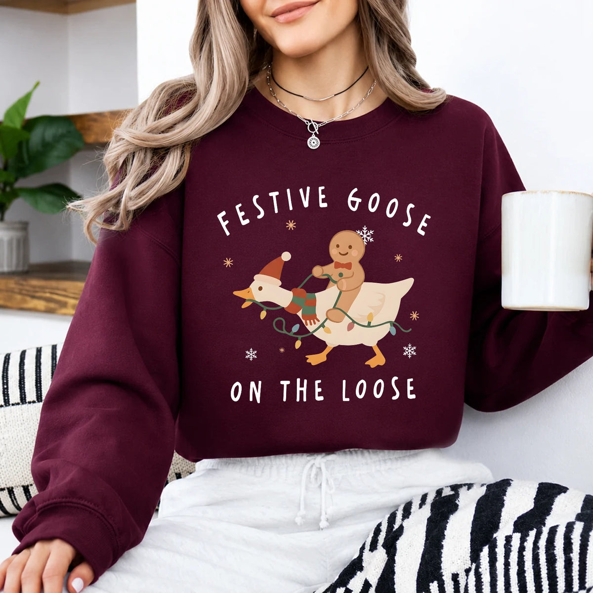 Christmas Goose Sweatshirt, Festive Goose On The Loose, Christmas Holiday Women Cute Cartoon Design