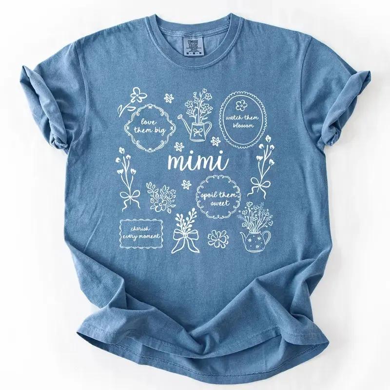 Custom Floral Family Nickname Shirt, Personalized Grandma Mama Nana Gigi Auntie Abuela Mother's Day Tee