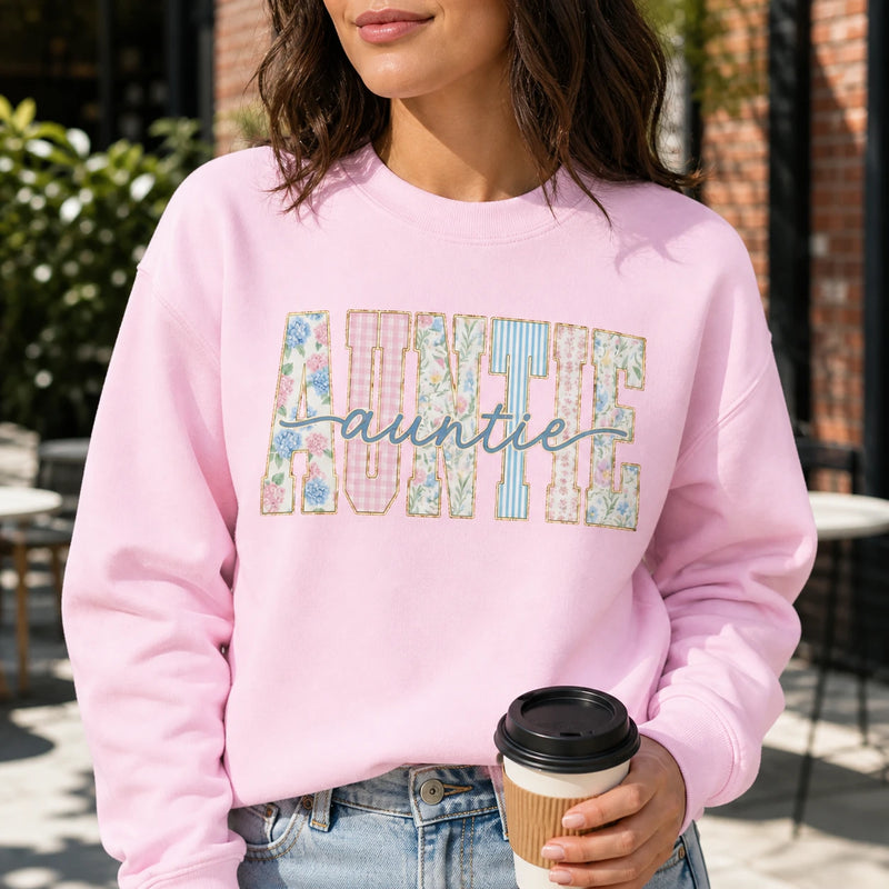 Custom Grandma Sweatshirt, Personalized Floral Nickname for Mimi Gigi Mama Auntie, Mother's Day Gift for Grandma & Mom, Women Pastel Coquette Family Matching