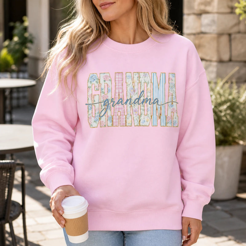 Custom Grandma Sweatshirt, Personalized Floral Nickname for Mimi Gigi Mama Auntie, Mother's Day Gift for Grandma & Mom, Women Pastel Coquette Family Matching