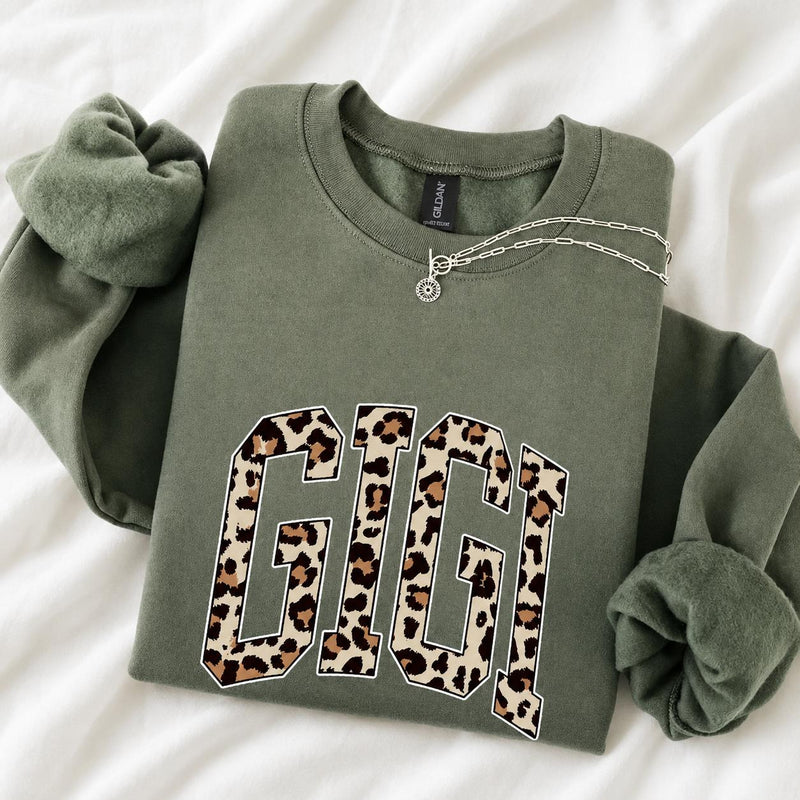 Custom Leopard Mama Sweatshirt Personalized Maternal Title Gift Mother's Day Grandma Nana Gigi Auntie Women Retro Varsity Cheetah Print