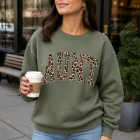 Custom Leopard Mama Sweatshirt Personalized Maternal Title Gift Mother's Day Grandma Nana Gigi Auntie Women Retro Varsity Cheetah Print