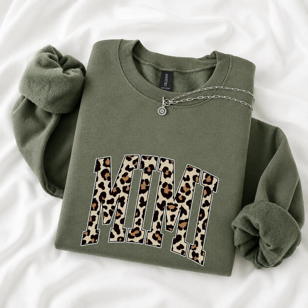 Custom Leopard Mama Sweatshirt Personalized Maternal Title Gift Mother's Day Grandma Nana Gigi Auntie Women Retro Varsity Cheetah Print