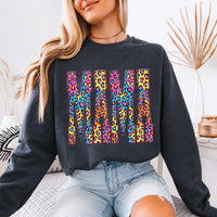 Custom Mama Sweatshirt, Colorful Leopard Print Mama Shirt, Personalized Mom Crewneck, Rainbow Animal Print Pullover, Gift for Mom, Mother's Day Gift, Birthday Gift for Mama, Trendy Mom Shirt