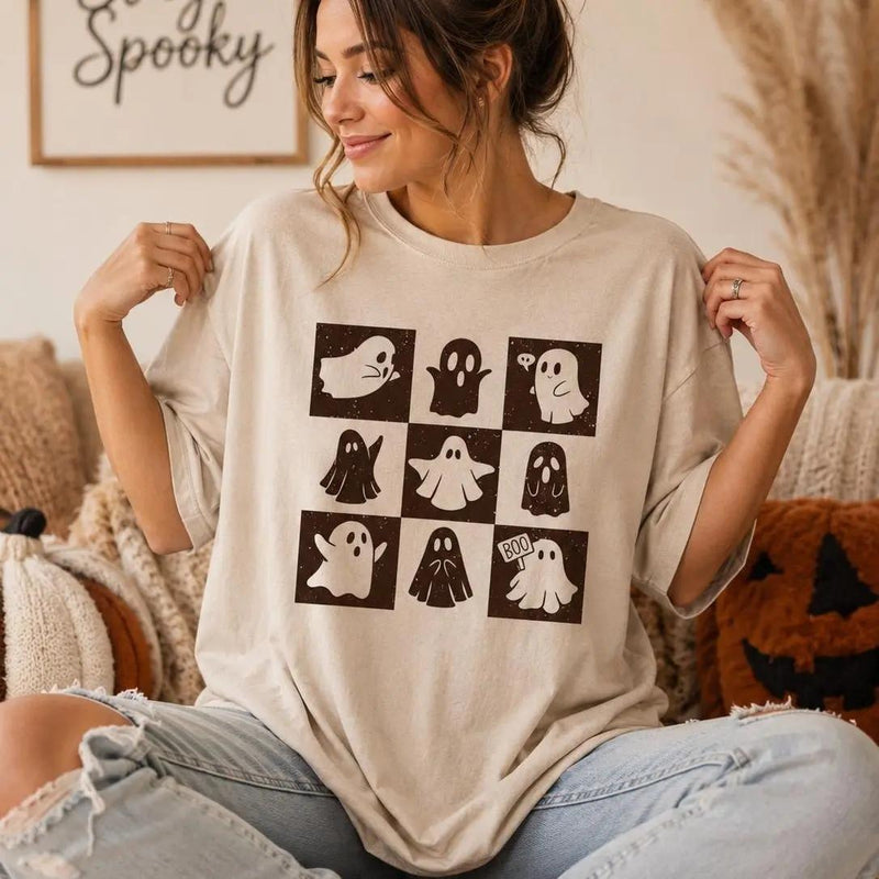 Cute Ghost Halloween T-Shirt Spooky Season Ghost Lover Fall Aesthetic Women Retro