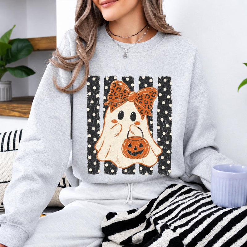 Cute Halloween Sweatshirt Ghost Bow Pumpkin Spooky Season Women Retro Cute Design