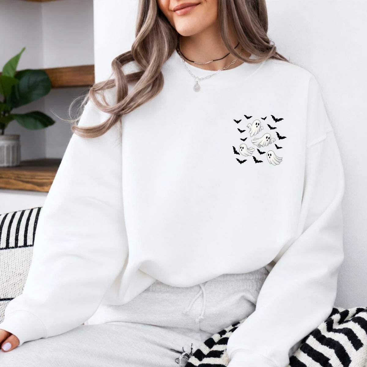 Ghost Pocket Flying Ghost Bats Sweatshirt and T-Shirt Halloween Fall Spooky Season Women Minimalist Cute Aesthetic