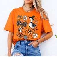 Halloween Goose T-Shirt Cute Witch and Pumpkin Geese Fall Spooky Season Women Coquette Graphic Top