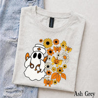 Halloween Nurse T-Shirt Ghost Nurse Floral Pumpkin Bow Halloween Nursing Women Cute Spooky Fall Design