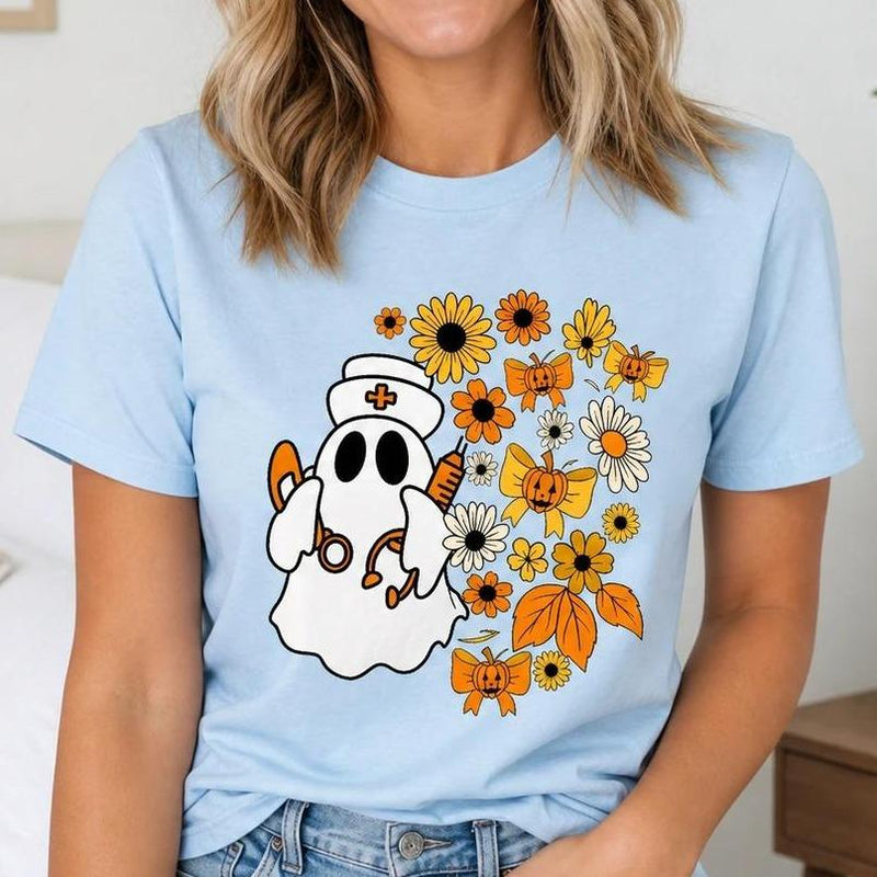 Halloween Nurse T-Shirt Ghost Nurse Floral Pumpkin Bow Halloween Nursing Women Cute Spooky Fall Design