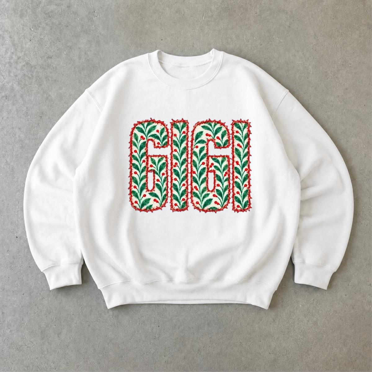 Personalized Christmas Grandma Sweatshirt, Custom Family Nickname Holly Berry Design, Choose Mama Gigi Mimi Aunt Mom Text, Holiday Gift for Her