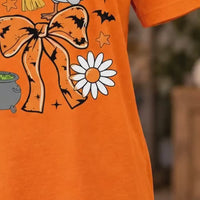 Halloween Goose T-Shirt Cute Witch and Pumpkin Geese Fall Spooky Season Women Coquette Graphic Top