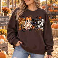 Retro Halloween Mama Sweatshirt Cute Ghost Leopard Print Crewneck Cozy Fall Graphic Pullover