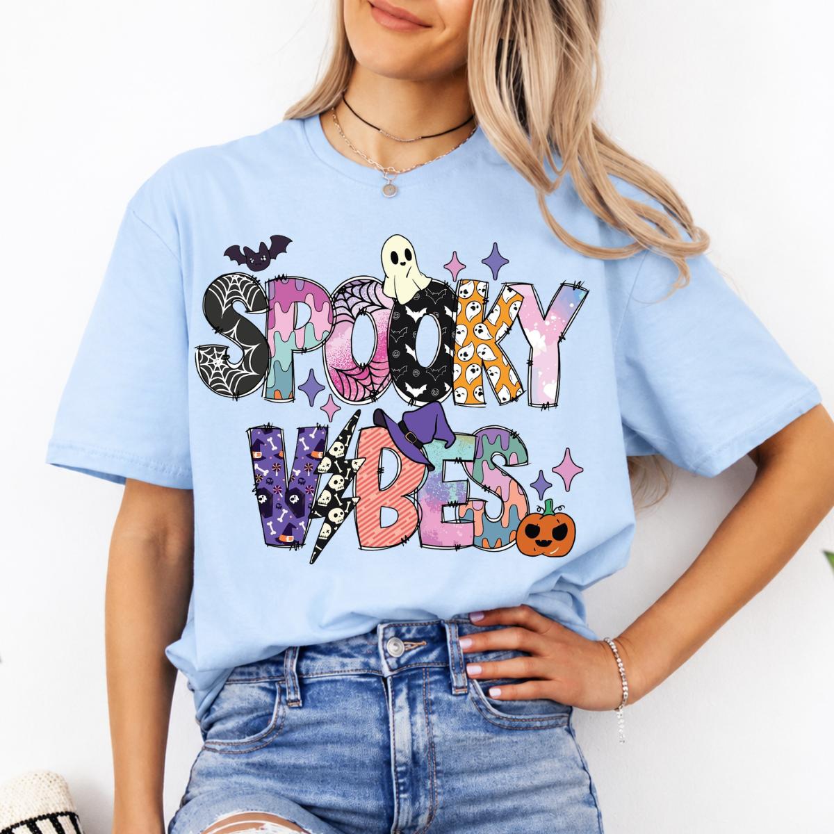 Spooky Vibes Cute Ghost T-Shirt Halloween Season Women Pastel Retro Graphic