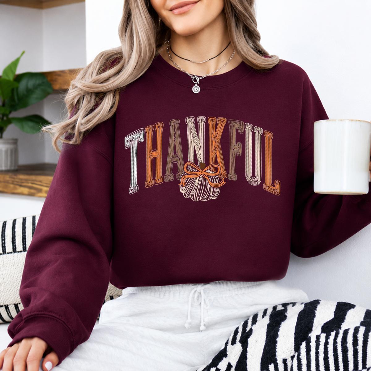 Thankful Pumpkin Sweatshirt, Retro Thanksgiving Graphic, Cozy Fall Harvest, Autumn Gift for Women