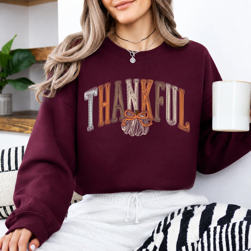 Thankful Pumpkin Sweatshirt, Retro Thanksgiving Graphic, Cozy Fall Harvest, Autumn Gift for Women