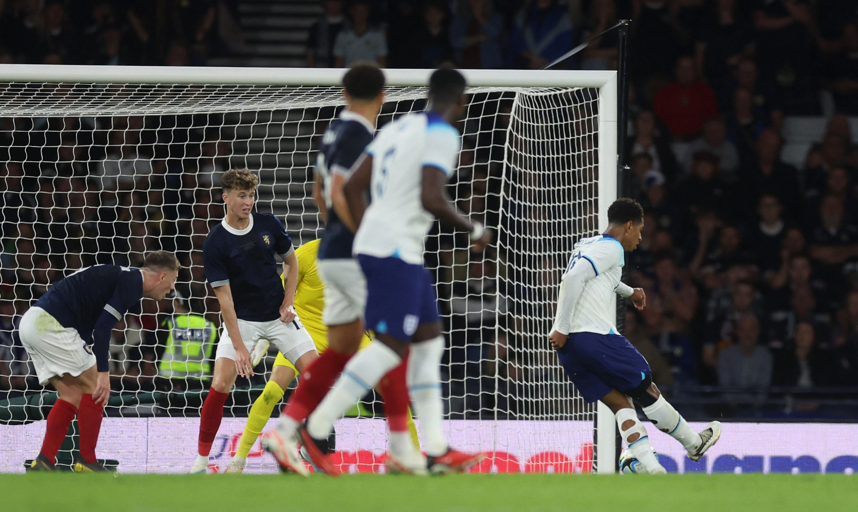 Bellingham doubled England's lead